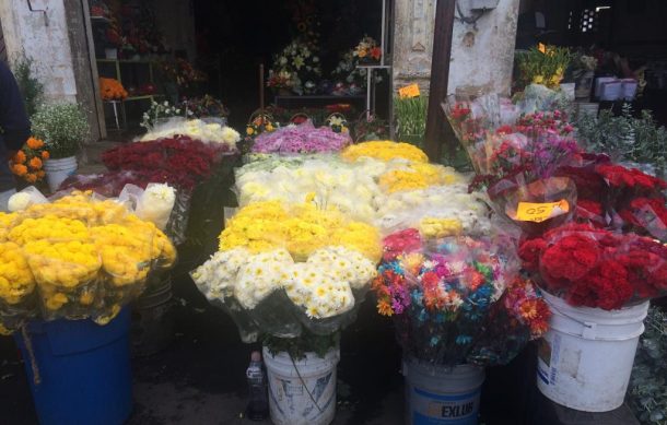 Mercado de las Flores se prepara para el Día de Muertos | Notisistema