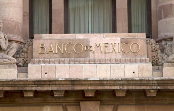 Prevé Banco de México un crecimiento económico de 4.8% en 2021