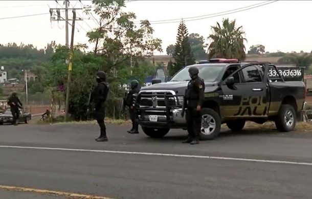 Hombres armados emboscan y roban a policías estatales en Huejuquilla