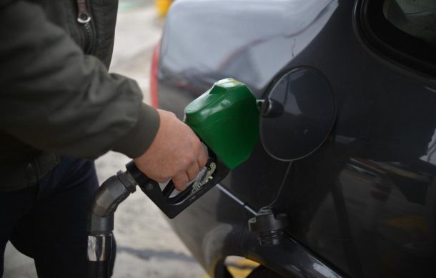Pese al aumento en precios de petróleo, gasolina se mantiene por incentivos fiscales