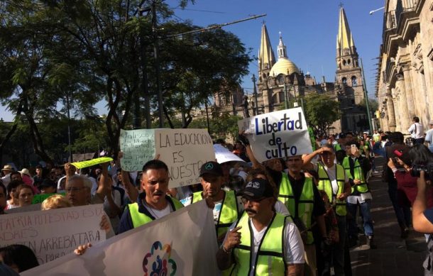 Se encuentran frente a frente protestas a favor y en contra de las terapias de conversión sexual