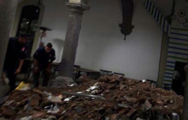 Se derrumba techo de restaurante en Tlaquepaque