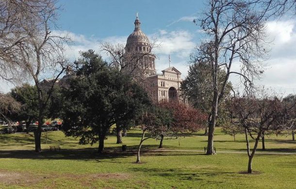 Estados Unidos: Texas queda libre del uso de cubrebocas