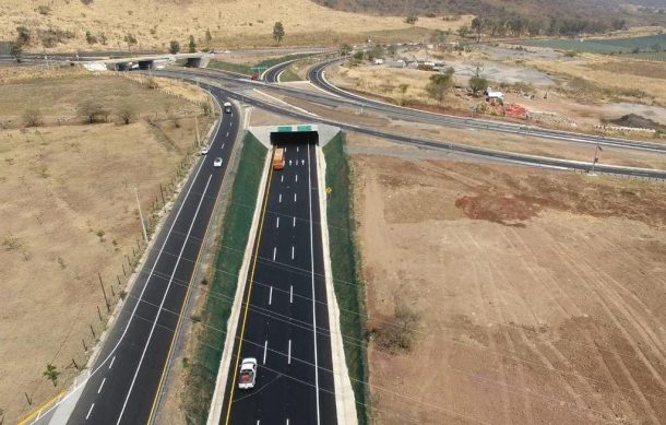 Concluyen construcción de paso seguro en el Entronque de Acatlán de Juárez