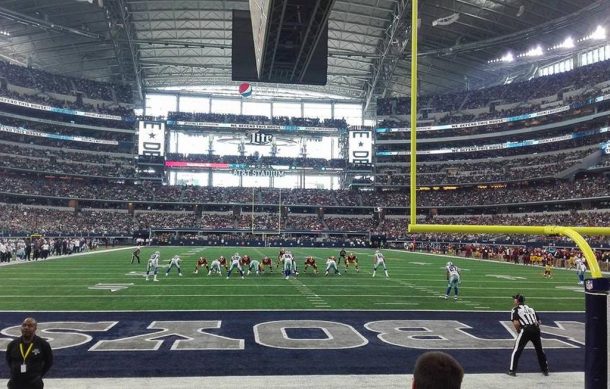 Dallas vence a Tampa y va a la serie Divisional contra San Francisco