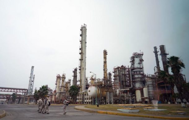 Invierten casi 63 mil mdp en rehabilitar las refinerías del país