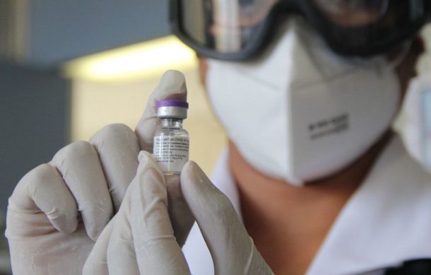 Aplicarán vacuna de CanSino a personal de educación de cinco estados