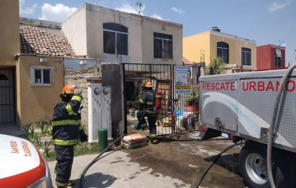 Incendio dañó vivienda de dos pisos en Villa Fontana; familia logró ponerse a salvo