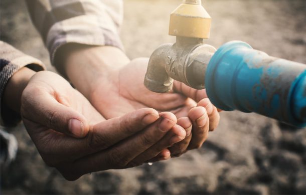 Se compromete presidente López Obrador en intervenir para solucionar la escasez de agua en AMG