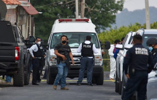 Ofrecen recompensa para dar con involucrados en emboscada de 13 agentes mexiquenses