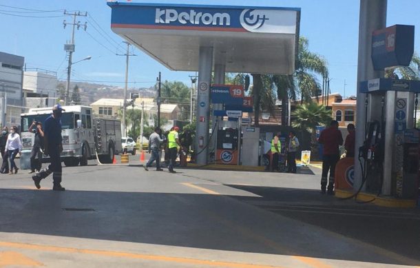 Se registra leve explosión en gasolinera de colonia Miguel Hidalgo de Zapopan