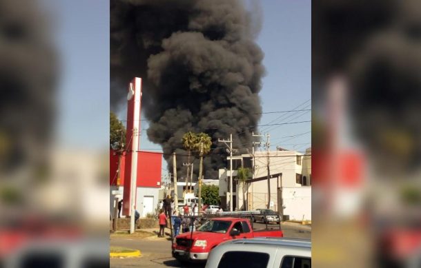 Se registra fuerte incendio en Tepatitlán