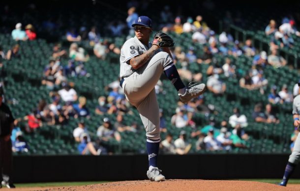 Consigue Julio Urías su triunfo 19 en la temporada de Grandes Ligas