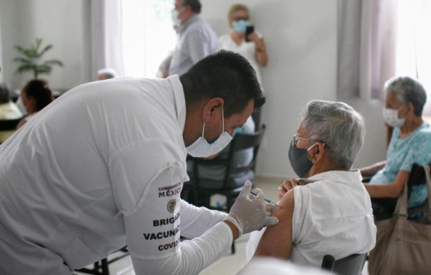 Realizan jornada de vacunación anti-Covid en 53 municipios de Jalisco