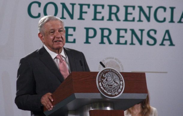 Advierte López Obrador a los nuevos alcaldes y gobernadores que no permitirá que se roben el presupuesto