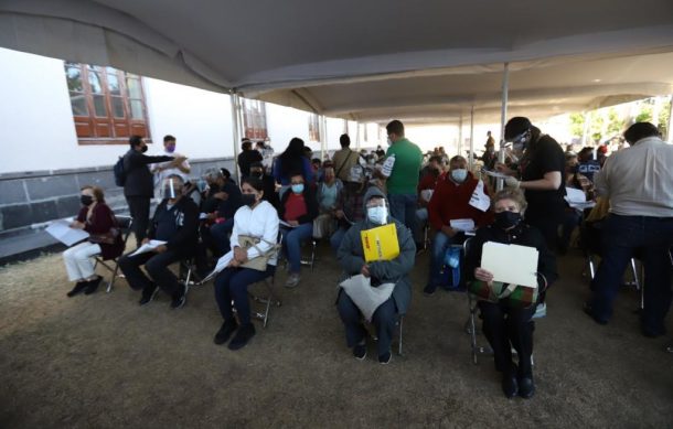 Sólo habrá cuatro módulos para aplicar segunda dosis en Guadalajara