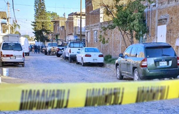 Asesinan a un hombre en El Salto y abandonan cuerpos en Zapopan