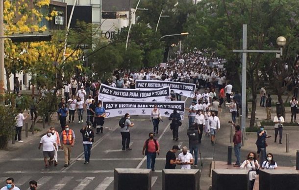 Alrededor de 10 mil personas marchan para exigir seguridad en Jalisco