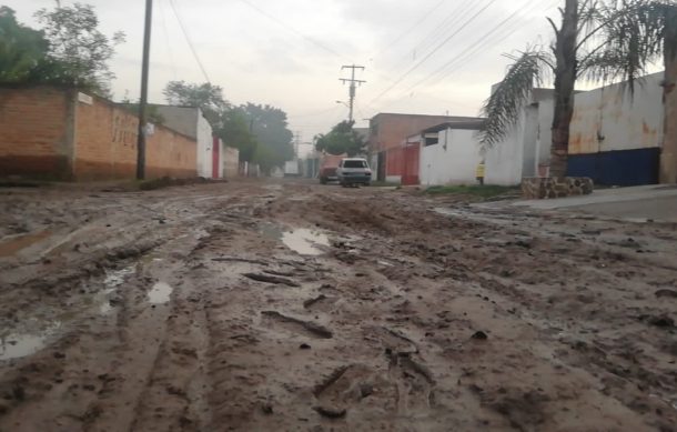 Tormenta afecta 22 viviendas en la colonia Paseos del Lago en Tlaquepaque