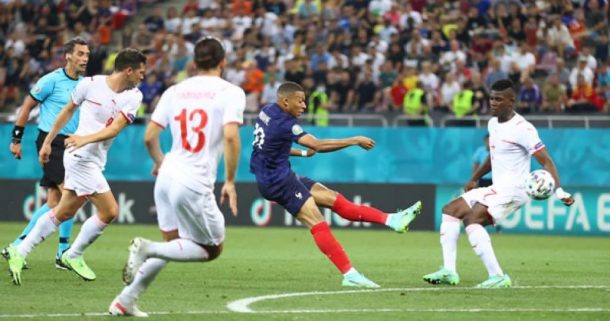 Francia es eliminada de la Eurocopa al caer en penales ante Suiza