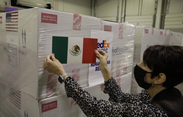 Llega a México primer lote de vacuna anti-Covid de J&J