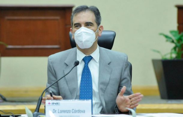 Lorenzo Córdova rechaza plan de austeridad para el INE