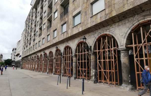 Tras reunión, no habrá marcha atrás a desalojo de comerciantes del Edificio Plaza en el Centro