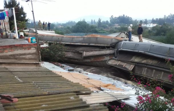 Saldo de un muerto y tres heridos deja decarrilamiento de un tren en San Isidro Mazatepec