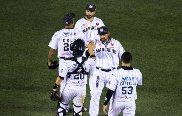 De la mano del “Titán” Mariachis apalea a Pericos 13-2 en LMB