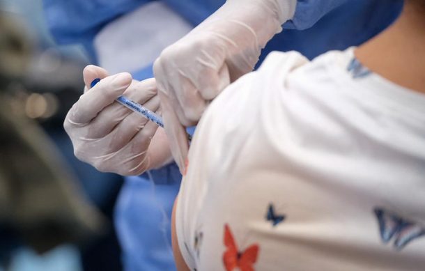 Preocupante que la mitad de los mayores de 50 años no esté vacunado: Epidemiólogo