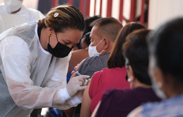 Inicia vacunación al interior de Jalisco
