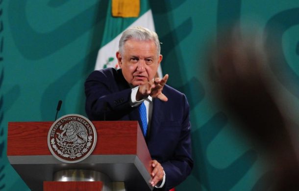 Pronostica López Obrador crecimiento de deuda pública durante su sexenio, por abajo de la que dejaron Calderón y Peña