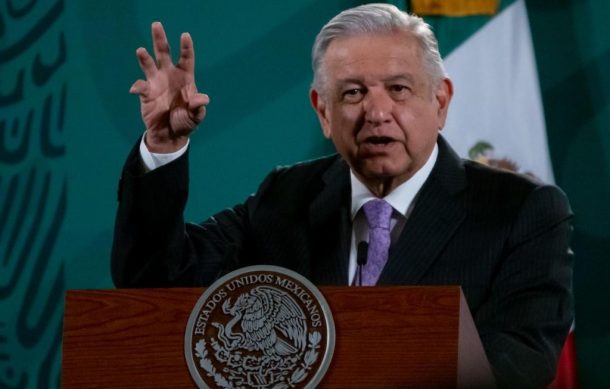 Dice López Obrador que sólo le faltan dos compromisos por cumplir