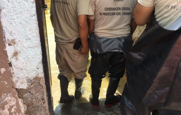 Aseguran bomberos Tlaquepaque que sí atienden inundaciones en la colonia Ojo de Agua