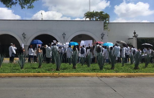 Lugares como Huejuquilla imposibles para trabajar: pasantes de medicina de UAG