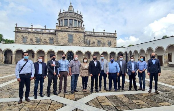 Alcaldes electos de Nuevo León logran acuerdos en visita a Guadalajara