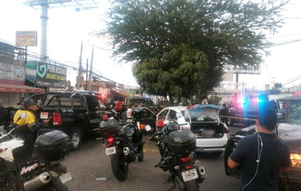 Policías estatales protagonizan tiroteo y persecución en los límites de Guadalajara y Tonalá