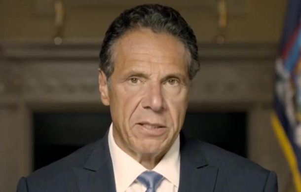 Renuncia Cuomo como gobernador de NY; es señalado de acoso sexual
