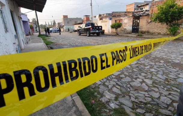 Asesinan a hombre en calles de la colonia El Carmen de El Salto