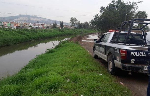 Localizan el cadáver de un hombre flotando en un canal pluvial de Tlaquepaque