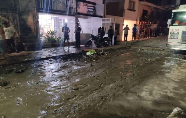 Lluvia nuevamente daña viviendas en la zona de Arroyo Seco, en Zapopan