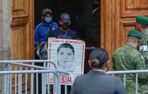 Reclaman que no ven avances en investigación por caso Ayotzinapa
