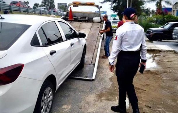 Sacan vehículos de la plataforma InDrive por no contar con permiso para prestar servicio