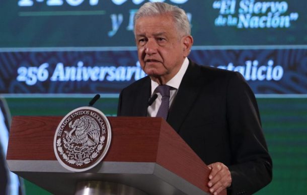 López Obrador se compromete a no ocultar nada sobre el caso Ayotzinapa