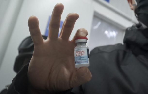 AMLO pide a la OMS aprobar todas las vacunas anti-Covid que han demostrado eficacia