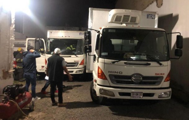Trabajador de empresa transportista muere prensado en Guadalajara