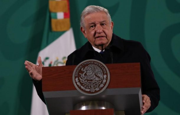 López Obrador expresa condolencias por fallecimiento de Vicente Fernández y felicita al Atlas por el campeonato