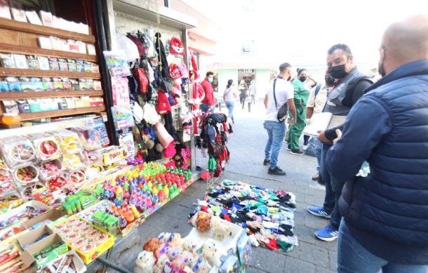 Condicionarían permisos para ambulantes en Centro de GDL