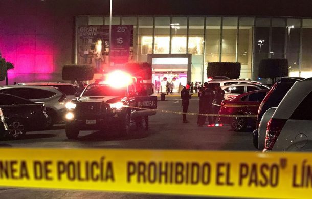 Asesinan a tres en menos de una hora; entre ellos a un hombre en centro comercial