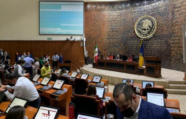 Buscan tres partidos en el Congreso una Fiscalía de Jalisco autónoma